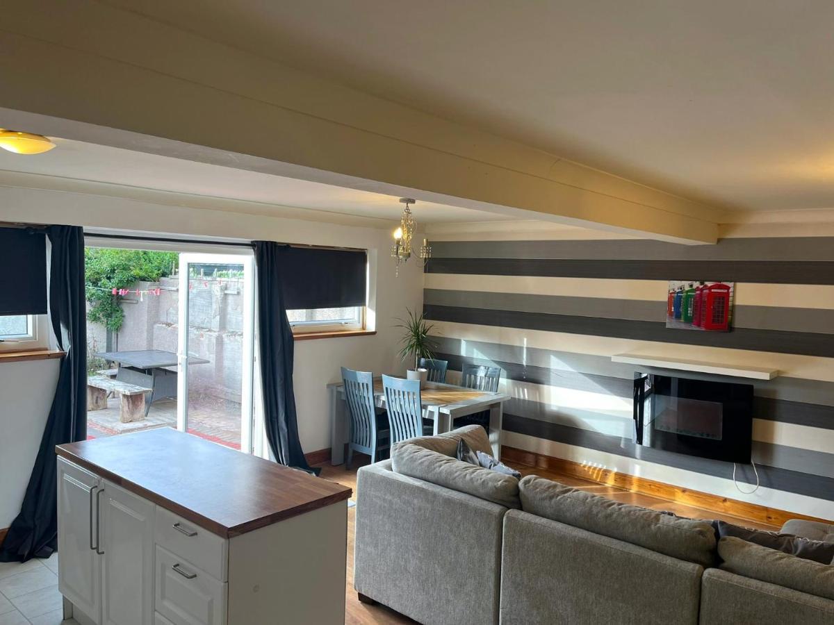 Elegant 2 Bedroom Chalet Эдинбург Экстерьер фото